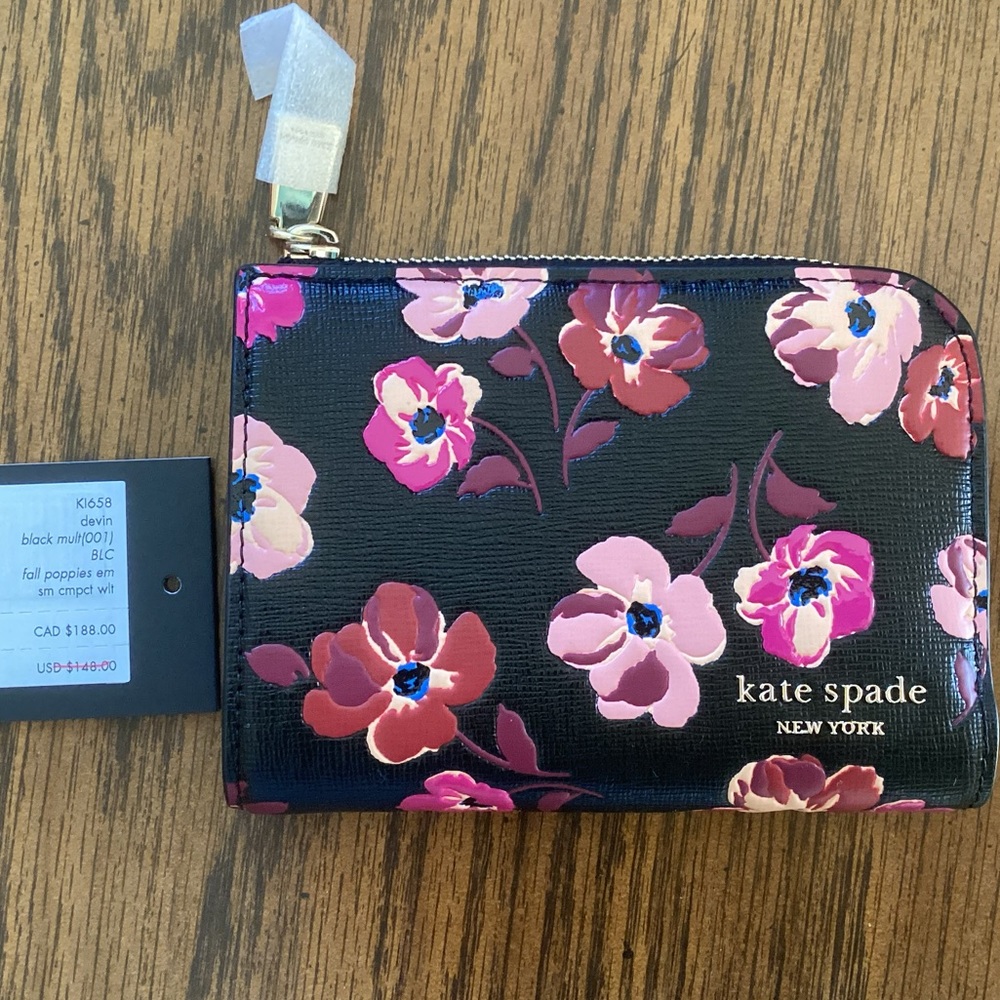 Kate Spade Devon Small Compact Wallet in Fall Poppies, NWT